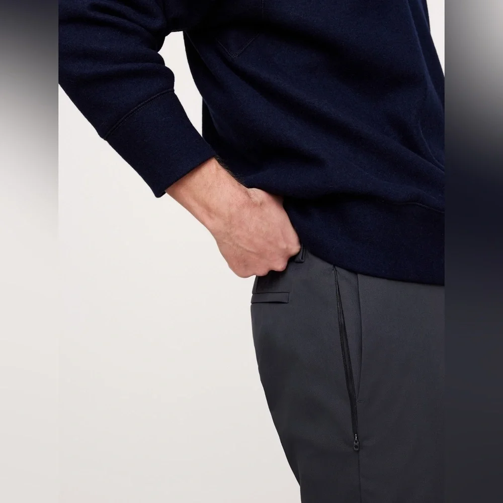 NWT Banana Republic Men’s Athletic Navy/Gray Slim Performance Pants Size 34 x 30